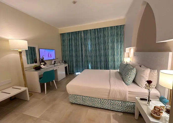 Sharm Club Beach Resort